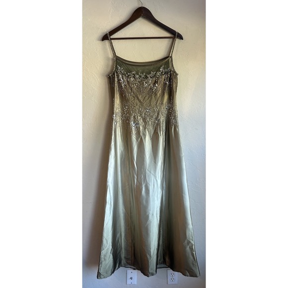vintage prom dresses 2000s Vintage Y2K Plunging Golden Sequin Prom Dress – Call Me The Breeze main image 1